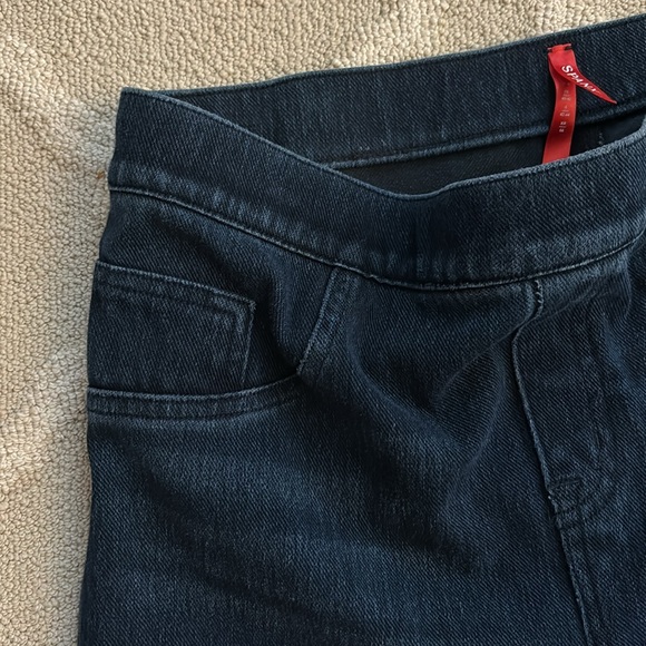 Spanx fitted dark washed jeans - Picture 3 of 10